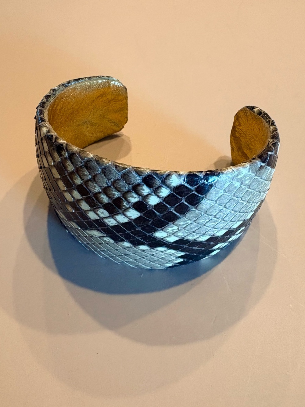 VTG Ted Rossi NYC Snakeskin Cuff in Shades of Brown. Unworn.